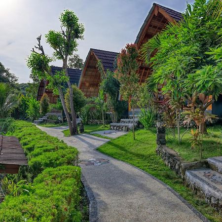 Bagia Bungalows Batumadeg Екстериор снимка