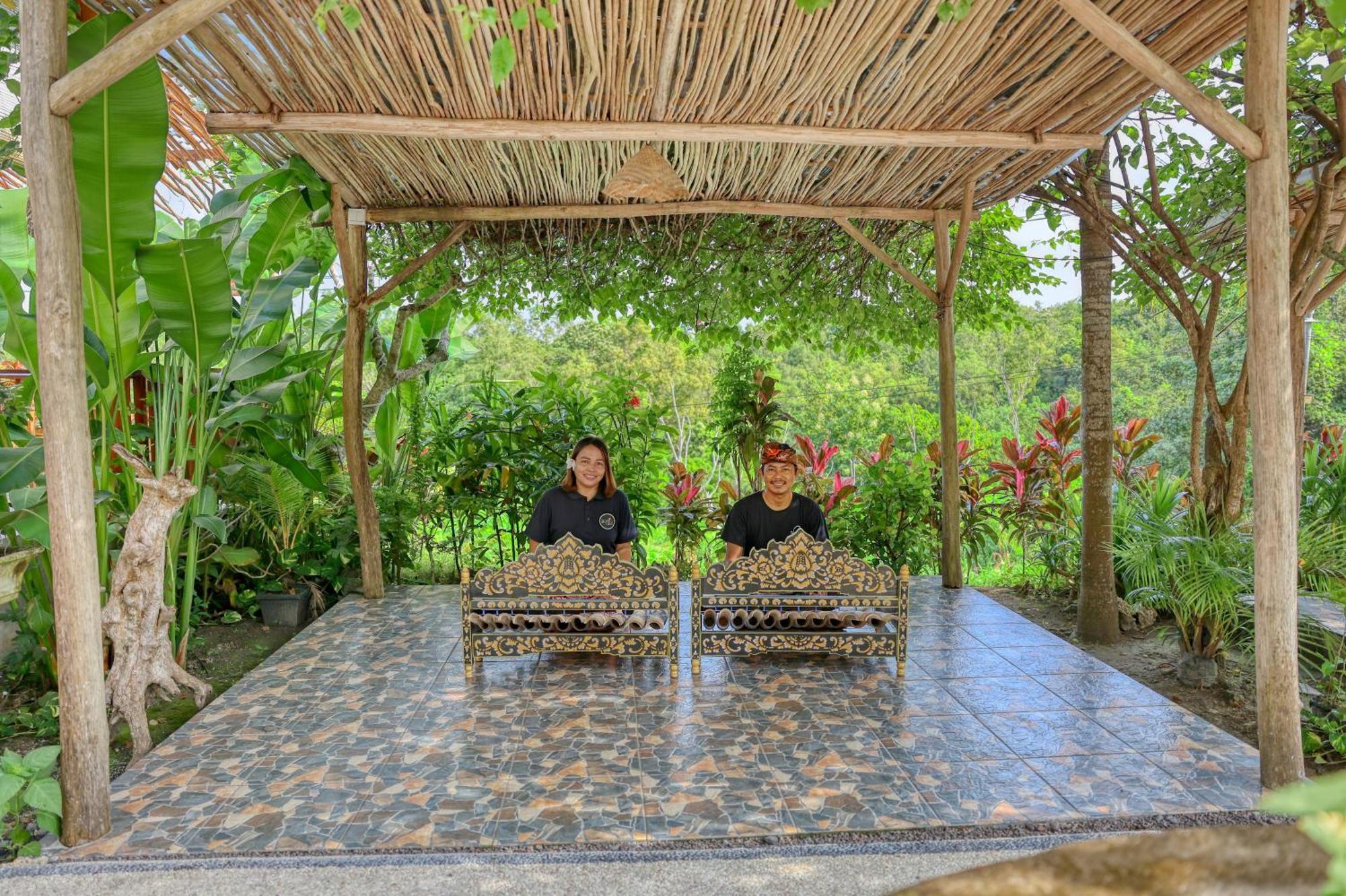 Bagia Bungalows Batumadeg Екстериор снимка